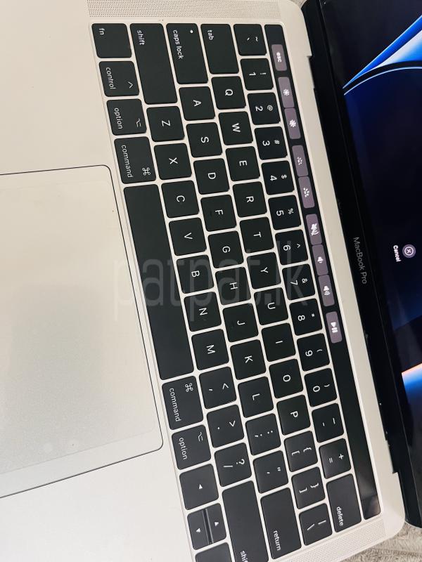 MacBook Pro 2017 i5