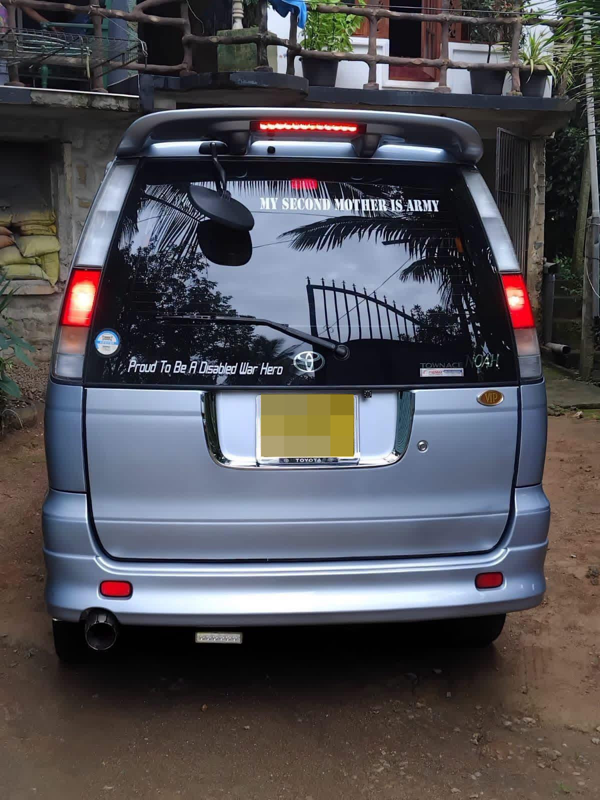 Toyota Noah 1999 - Used Van sale in Sri Lanka - patpat.lk