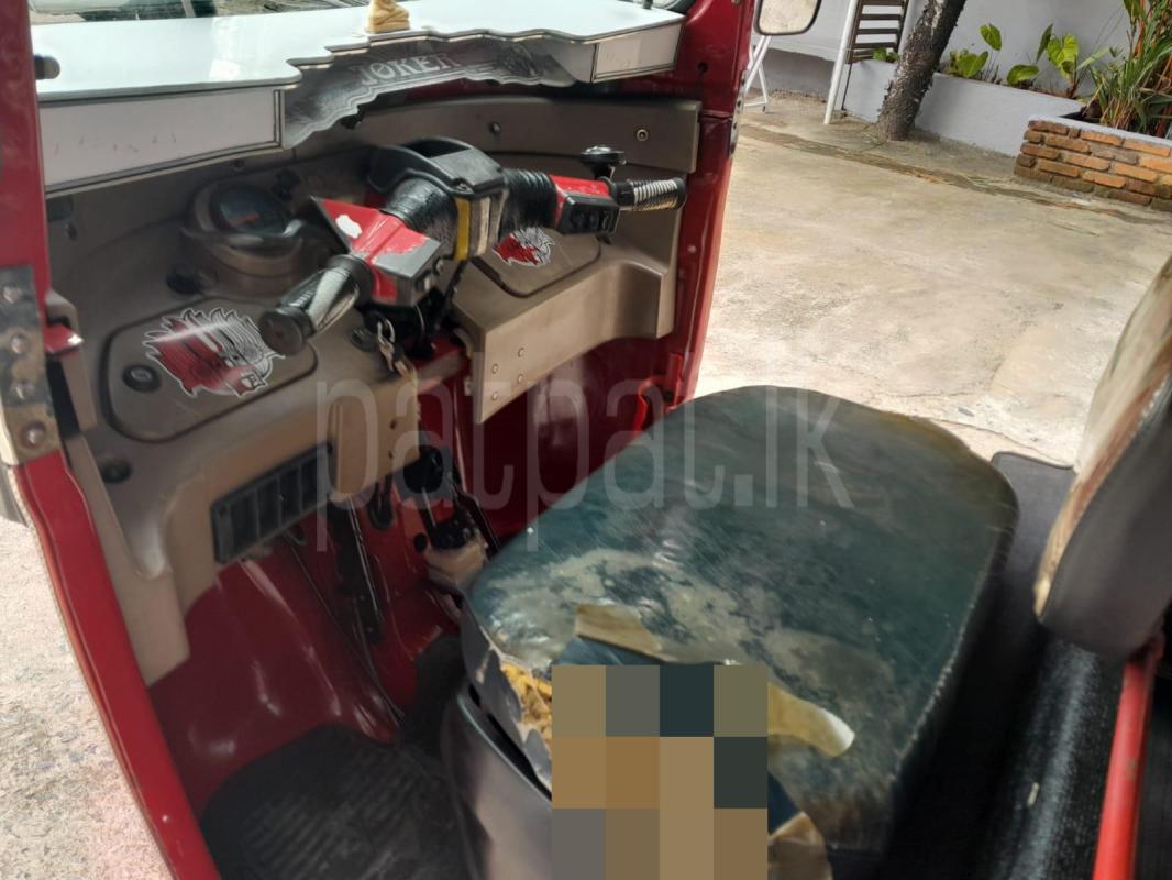 Bajaj 4 stroke 2016 - Used Three wheeler sale in Sri Lanka - patpat.lk
