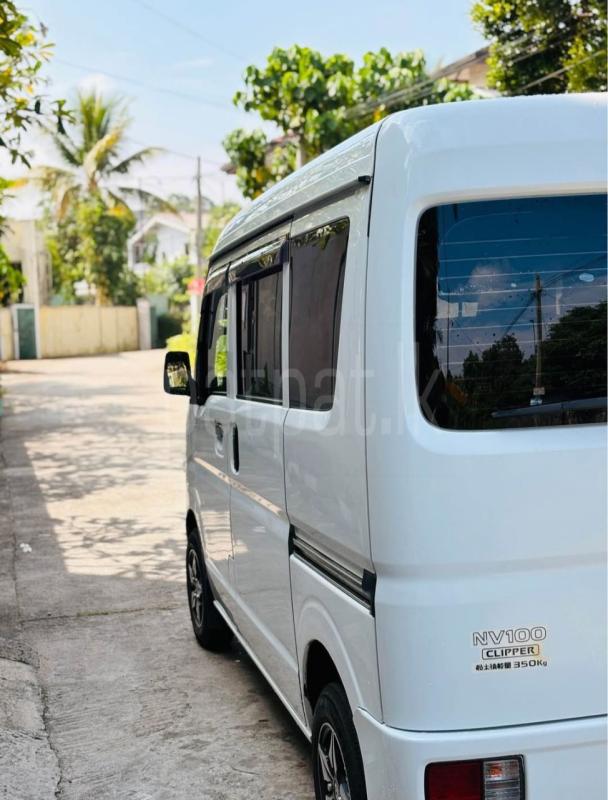 Advertisement image 6