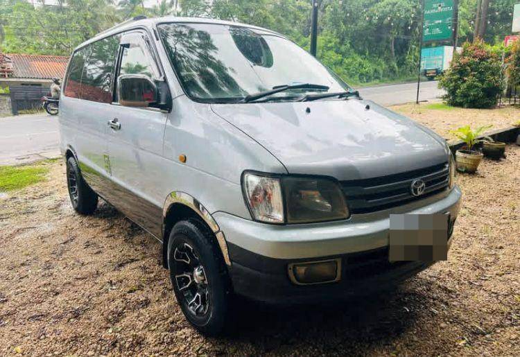 Toyota NOHA 2002 - பயன்படுத்தப்பட்டது வேன் sale in Sri Lanka - patpat.lk