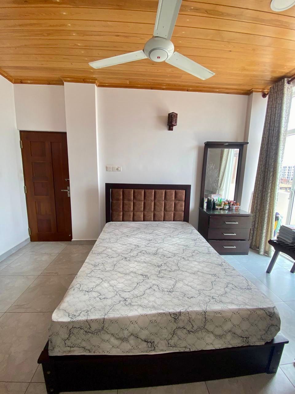Unfurnished Apartment for Sale in Wellawatta (Colombo 06)
