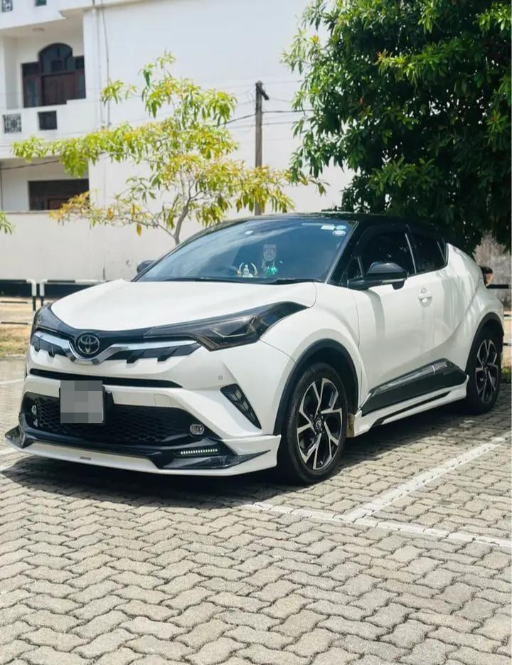 Toyota CHR 2018 - Used SUV sale in Sri Lanka - patpat.lk