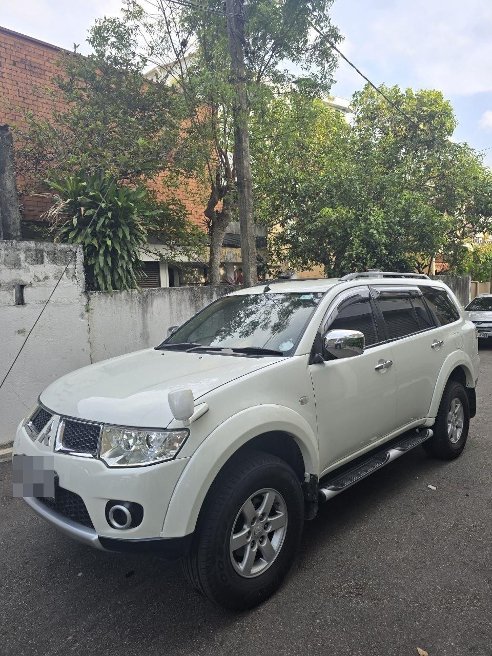 Mitsubishi Montero Sport 2012 - Used SUV sale in Sri Lanka - patpat.lk