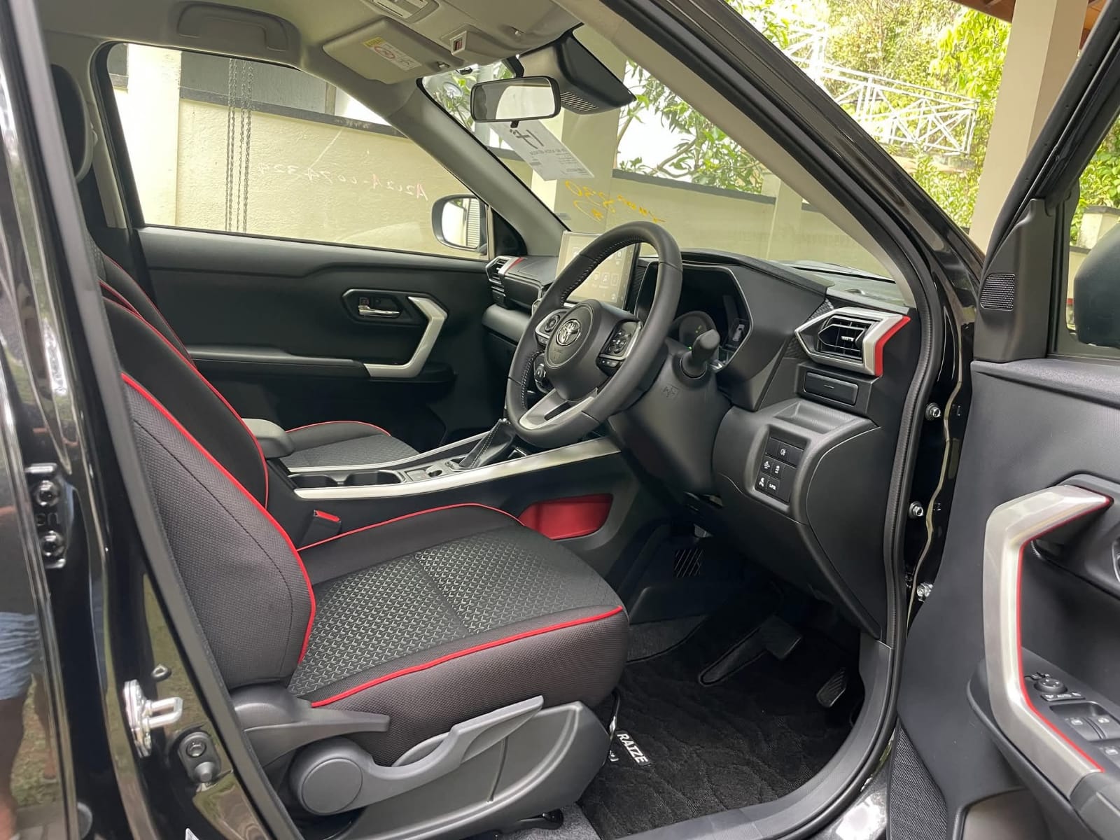 Toyota Raize 2024 - சான்றளிக்கப்பட்டது SUV sale in Sri Lanka - patpat.lk