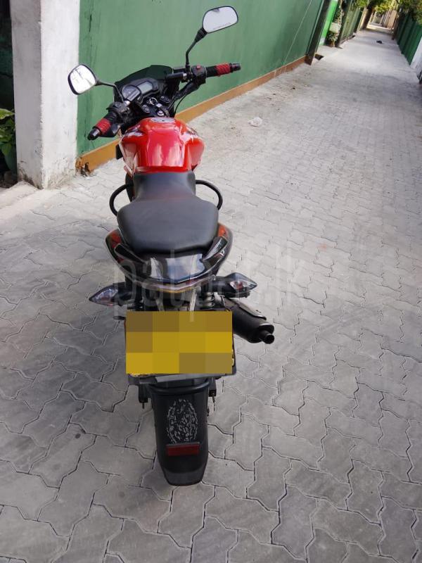 Bajaj Pulsar 2013 - பயன்படுத்தப்பட்டது பைக் sale in Sri Lanka - patpat.lk