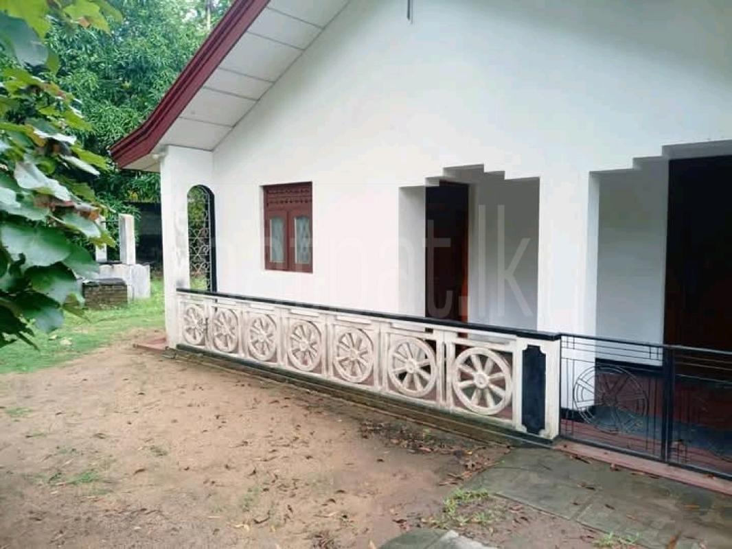 Residential Land for Sale in Wariyapola