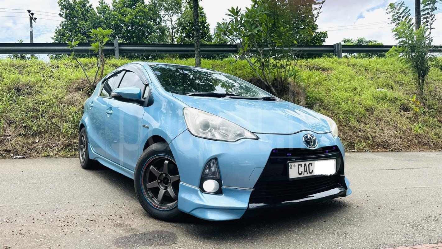 Toyota Aqua 2013 - பயன்படுத்தப்பட்டது கார் sale in Sri Lanka - patpat.lk