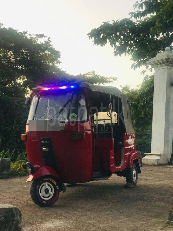 Bajaj Three Wheel 2006 - Used Three wheeler sale in Sri Lanka - patpat.lk