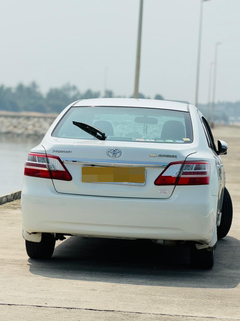 Toyota Premio 2013 - பயன்படுத்தப்பட்டது கார் sale in Sri Lanka - patpat.lk