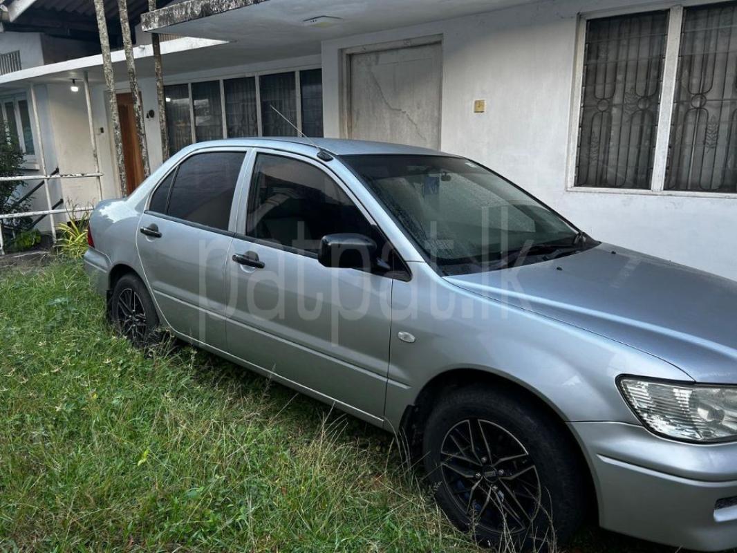 Advertisement image 6