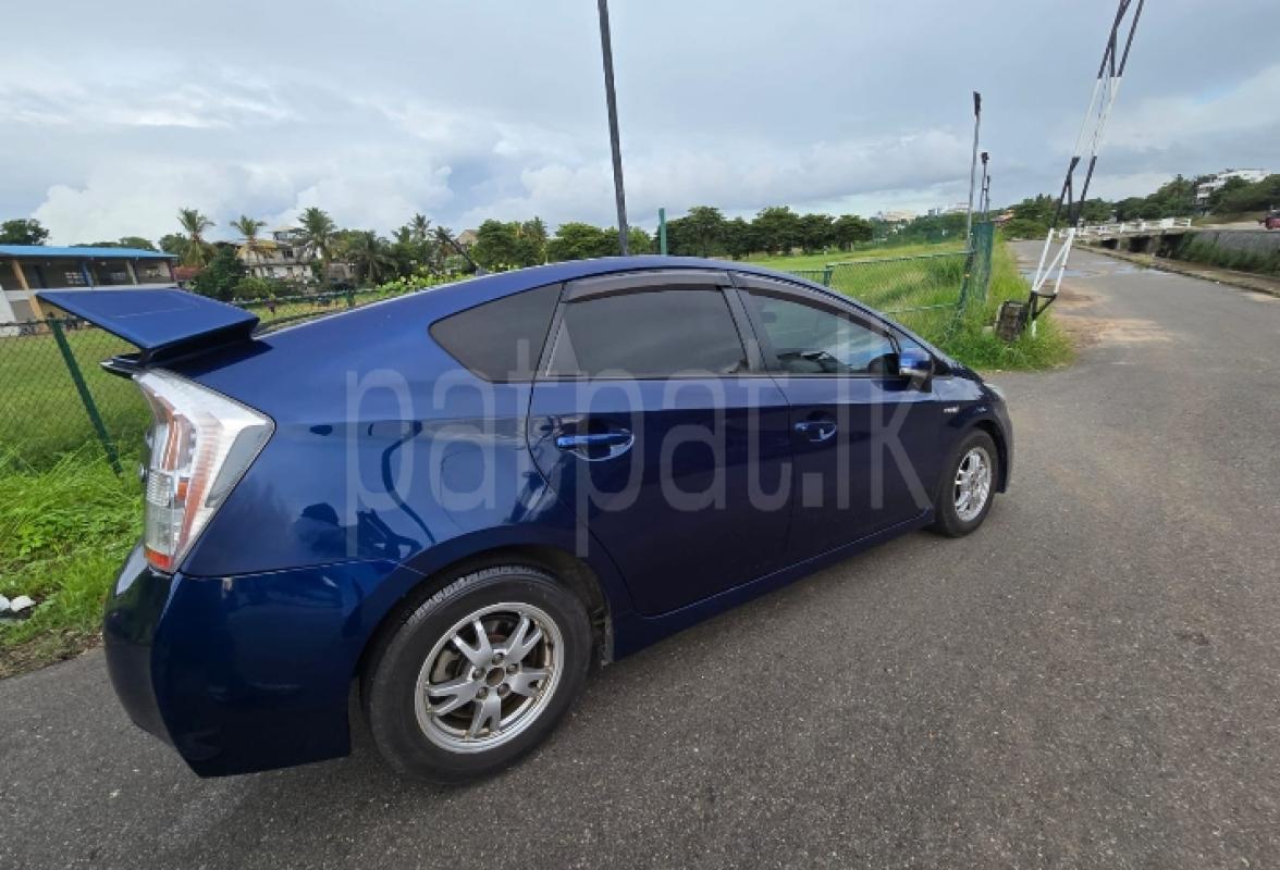 Toyota Prius 2010 - Used Car sale in Sri Lanka - patpat.lk