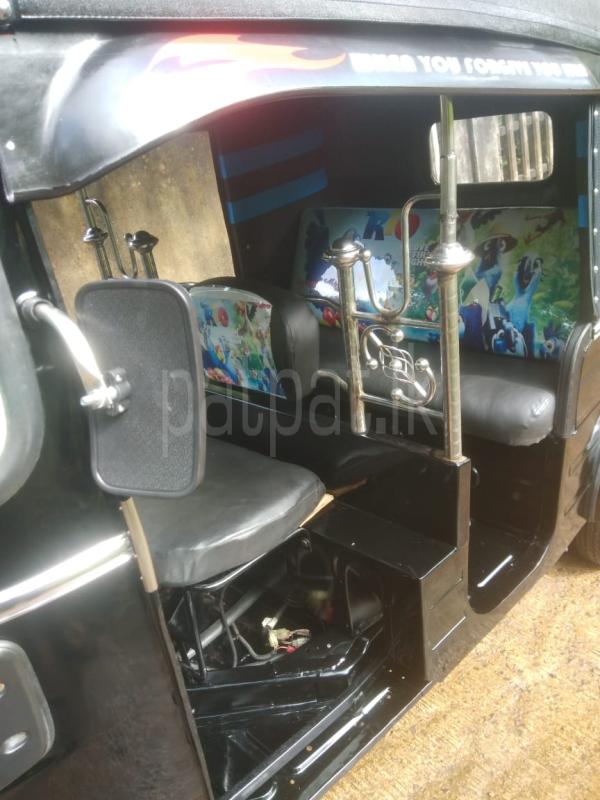 Bajaj 4 stroke 2014 - பயன்படுத்தப்பட்டது முச்சக்கர வண்டி sale in Sri Lanka - patpat.lk