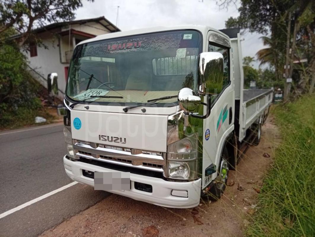 Advertisement image 1