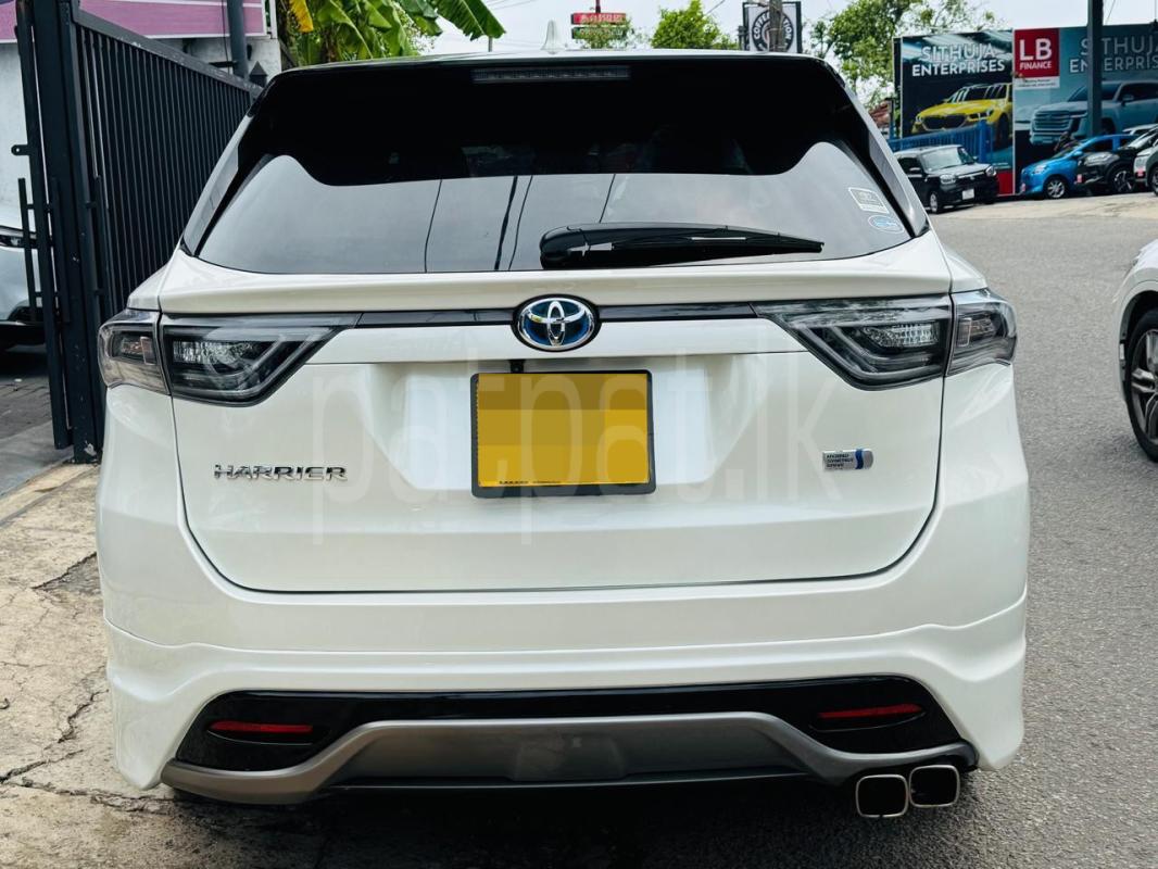 Toyota Harrier 2014 - பயன்படுத்தப்பட்டது SUV sale in Sri Lanka - patpat.lk