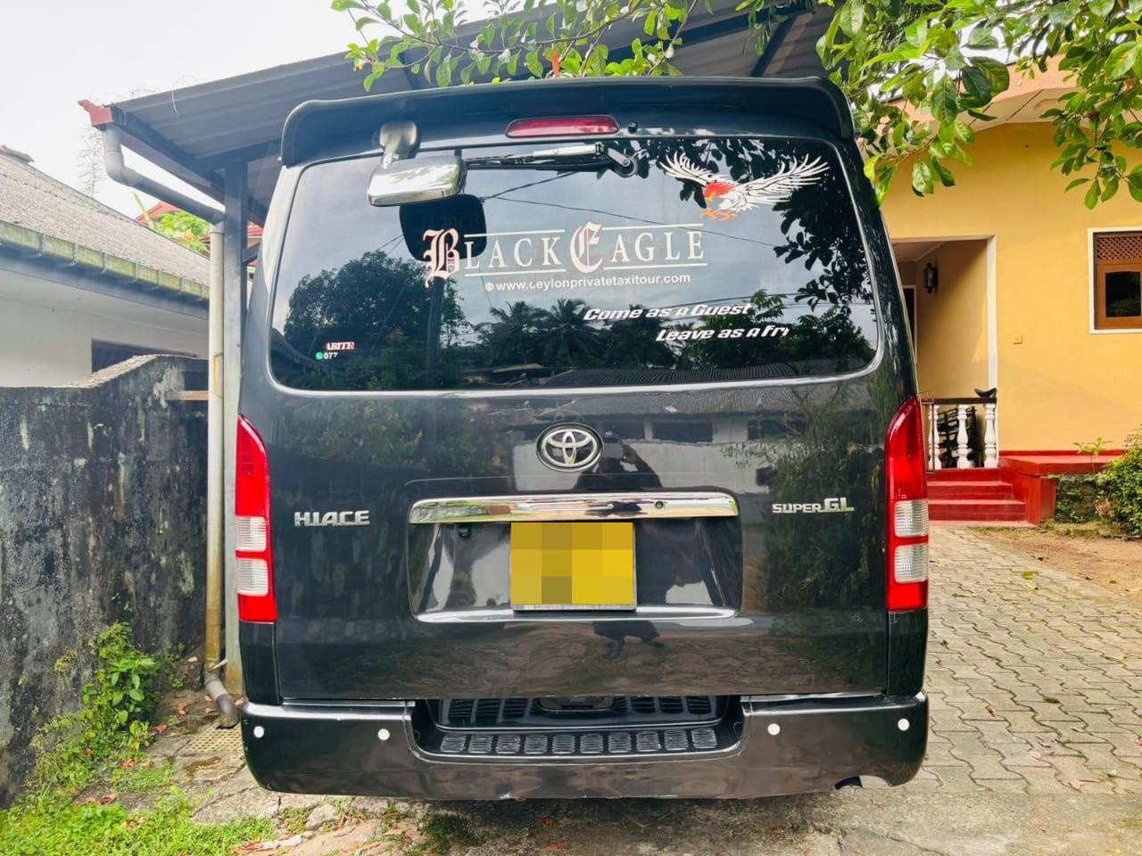 Toyota Hiace 2006 - Used Van sale in Sri Lanka - patpat.lk