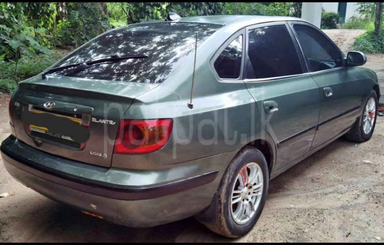 Hyundai Elantra 2001 - භාවිතා කරන ලද කාර් sale in Sri Lanka - patpat.lk