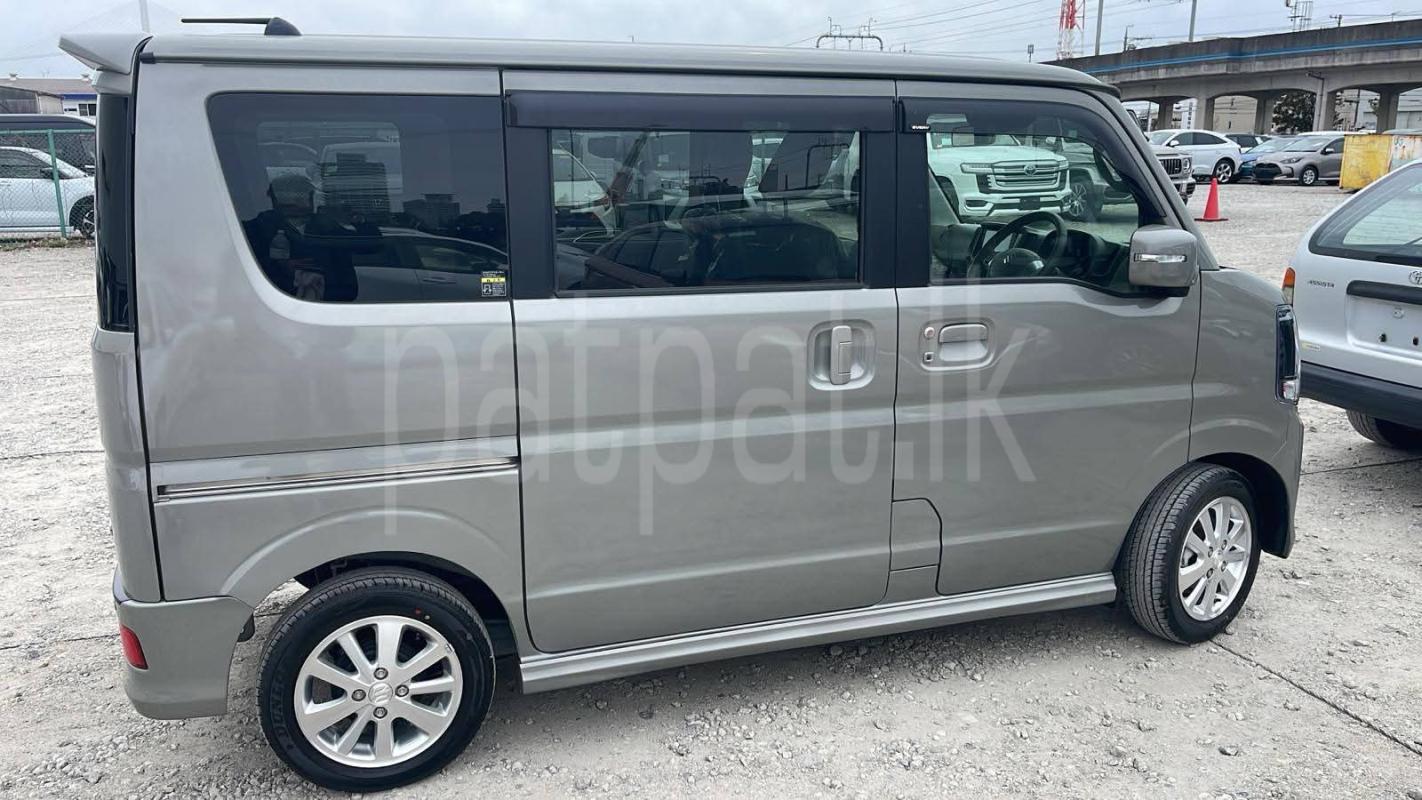 Advertisement image 4