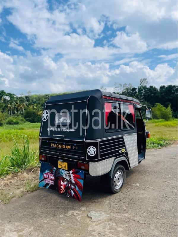 Advertisement image 4