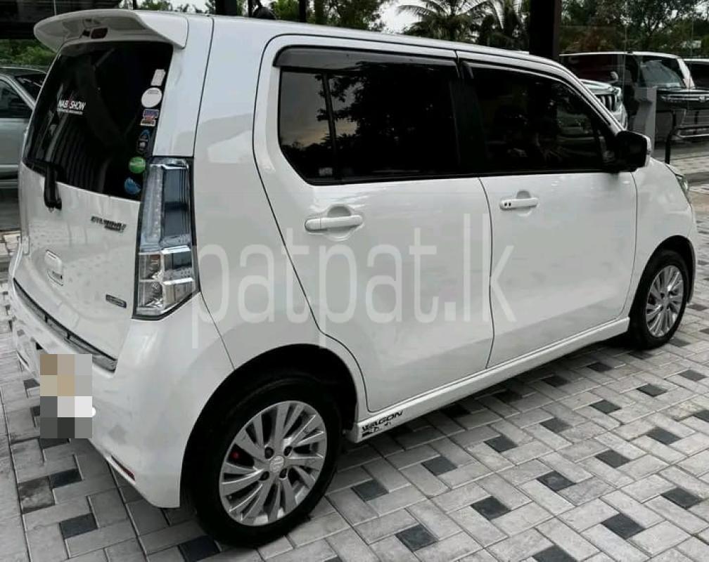 Advertisement image 1