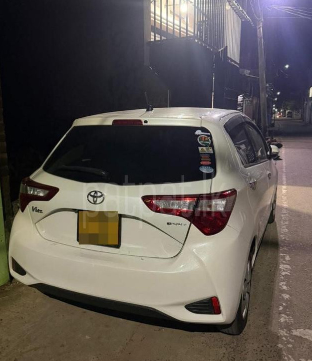 Toyota Vitz 2019 - பயன்படுத்தப்பட்டது கார் sale in Sri Lanka - patpat.lk