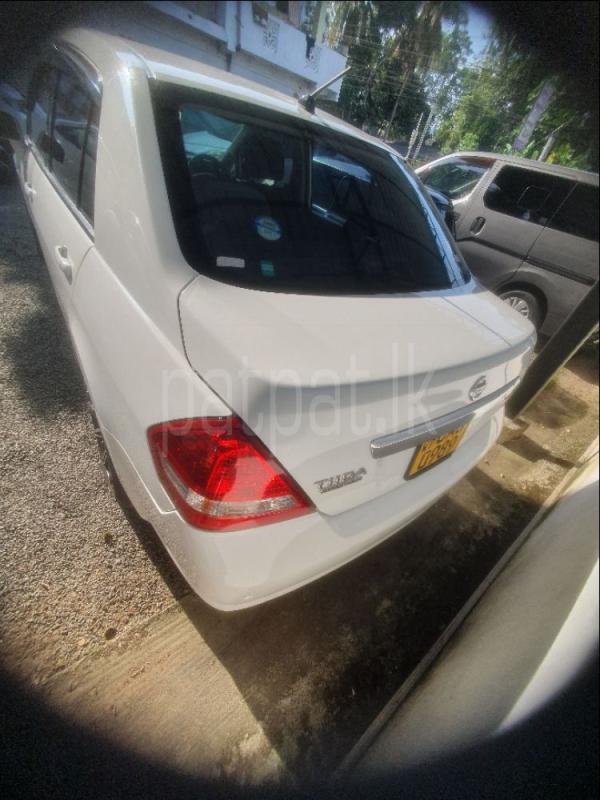 Advertisement image 4