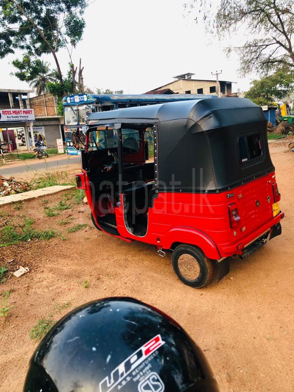 Bajaj Three Wheel 2010 - பயன்படுத்தப்பட்டது முச்சக்கர வண்டி sale in Sri Lanka - patpat.lk