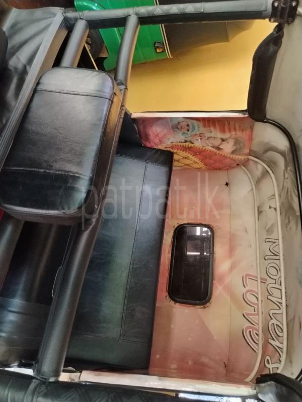 Bajaj Three Wheel 2019 - Used Three wheeler sale in Sri Lanka - patpat.lk