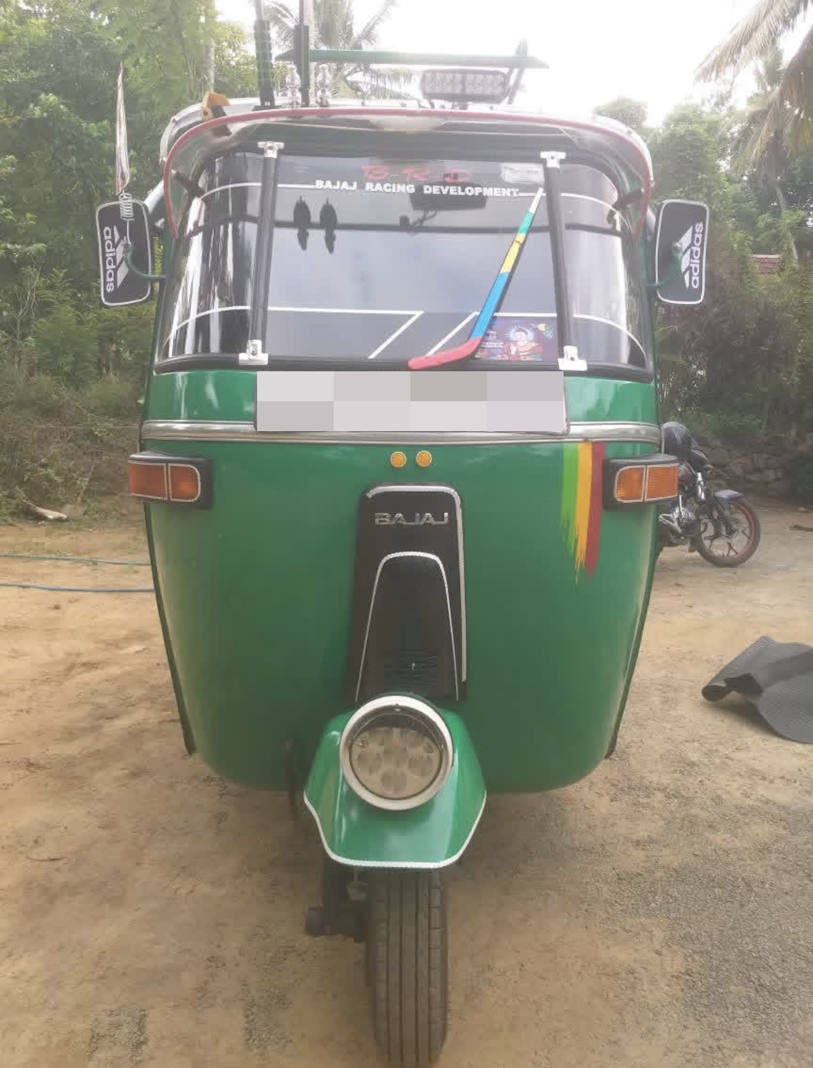 Advertisement image 3