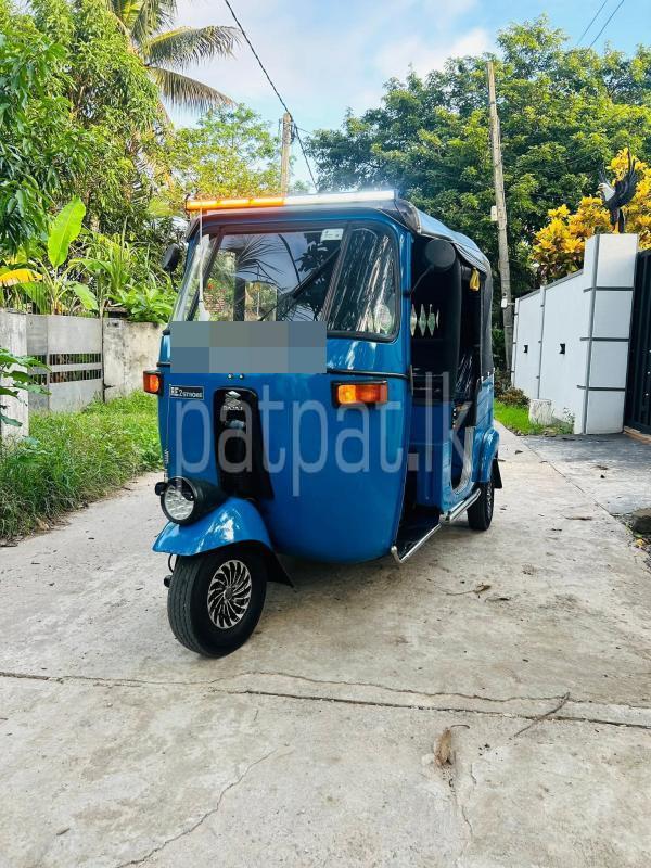 Bajaj 2 stroke 2006 - பயன்படுத்தப்பட்டது முச்சக்கர வண்டி sale in Sri Lanka - patpat.lk