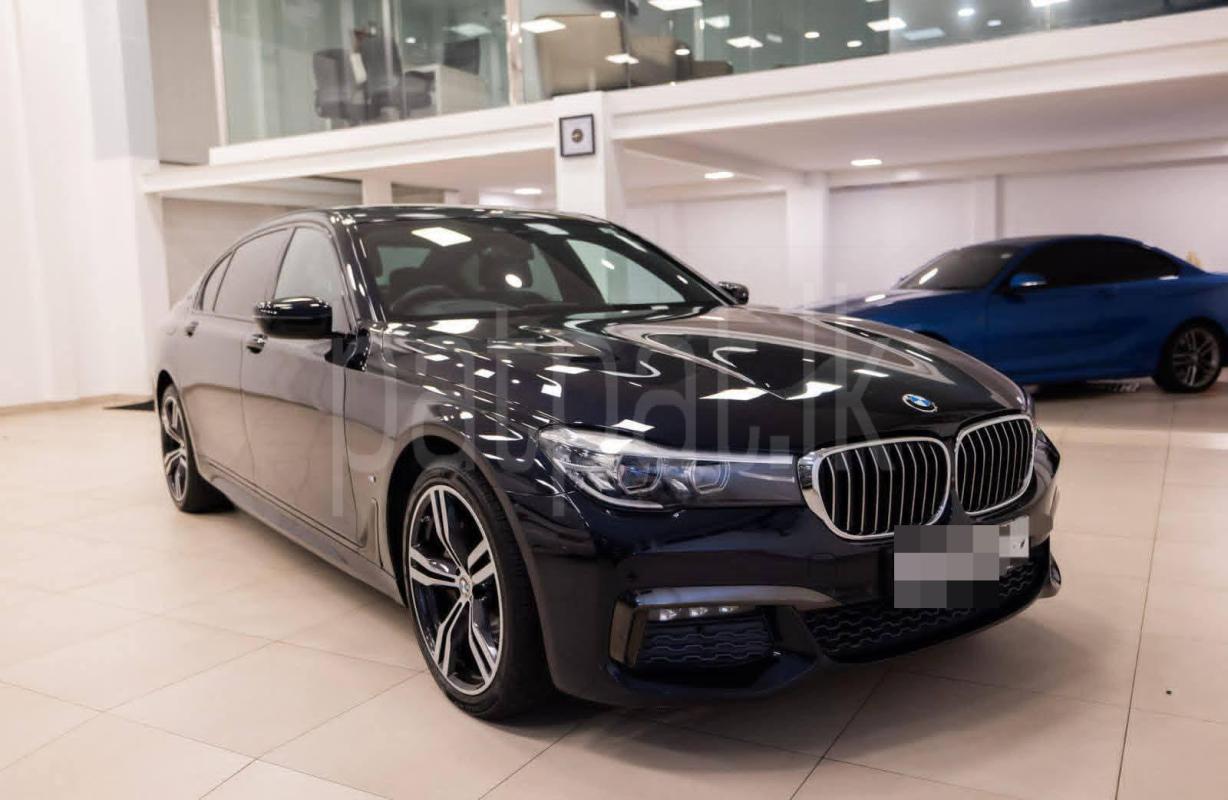 BMW 740Le 2018 - பயன்படுத்தப்பட்டது கார் sale in Sri Lanka - patpat.lk