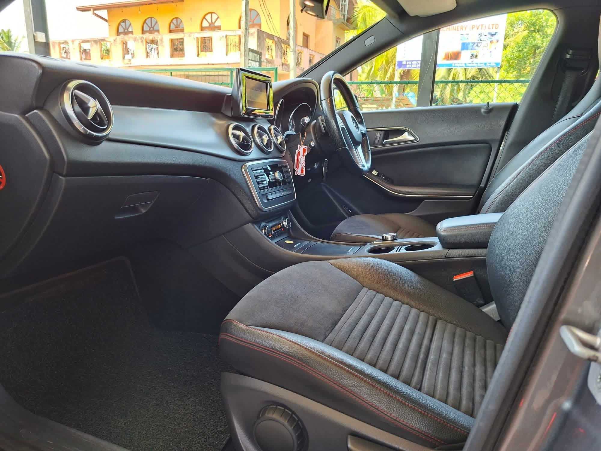 Advertisement image 5