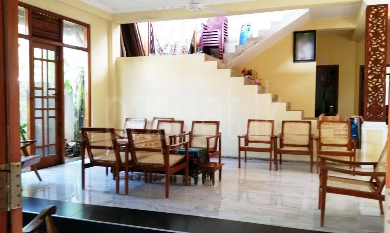 premium-listing-image