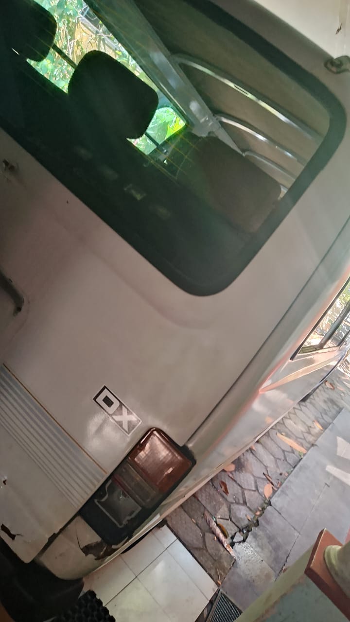 Toyota Hiace 1981 - Used Van sale in Sri Lanka - patpat.lk