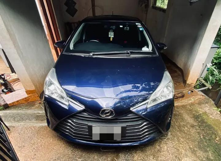 Toyota Vitz 2018 - பயன்படுத்தப்பட்டது கார் sale in Sri Lanka - patpat.lk