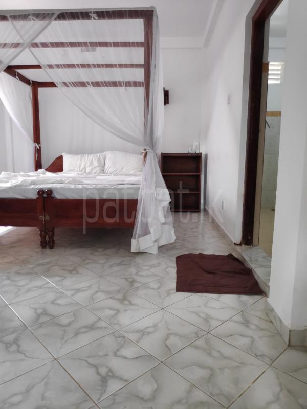 Hotel for Sale in Tangalla