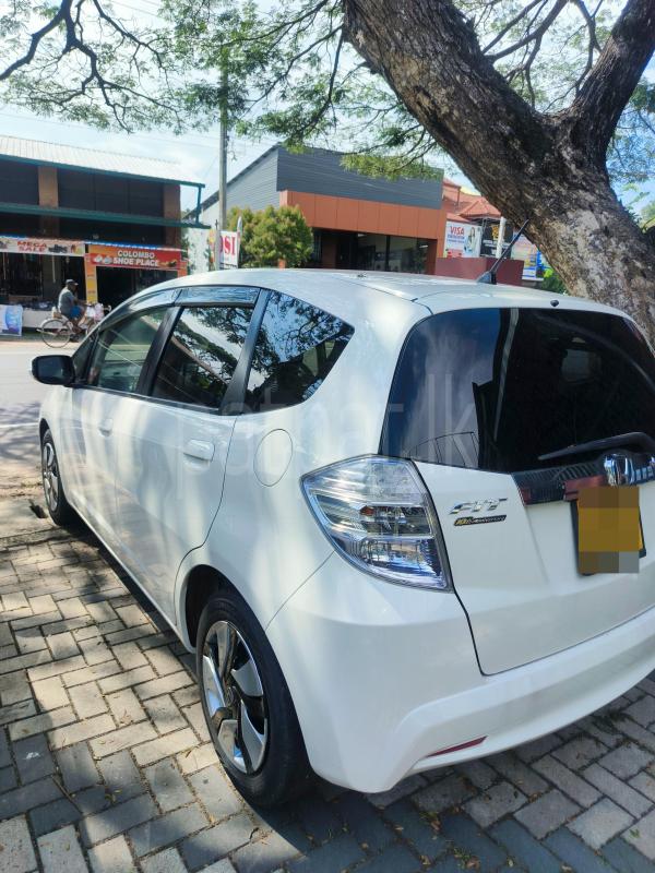 Advertisement image 6