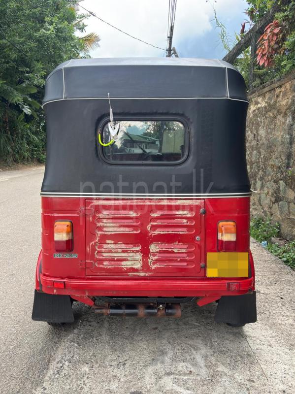 Bajaj Three Wheel 2013 - பயன்படுத்தப்பட்டது முச்சக்கர வண்டி sale in Sri Lanka - patpat.lk