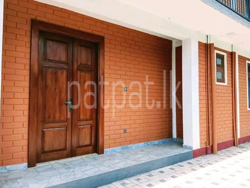 Advertisement image 6