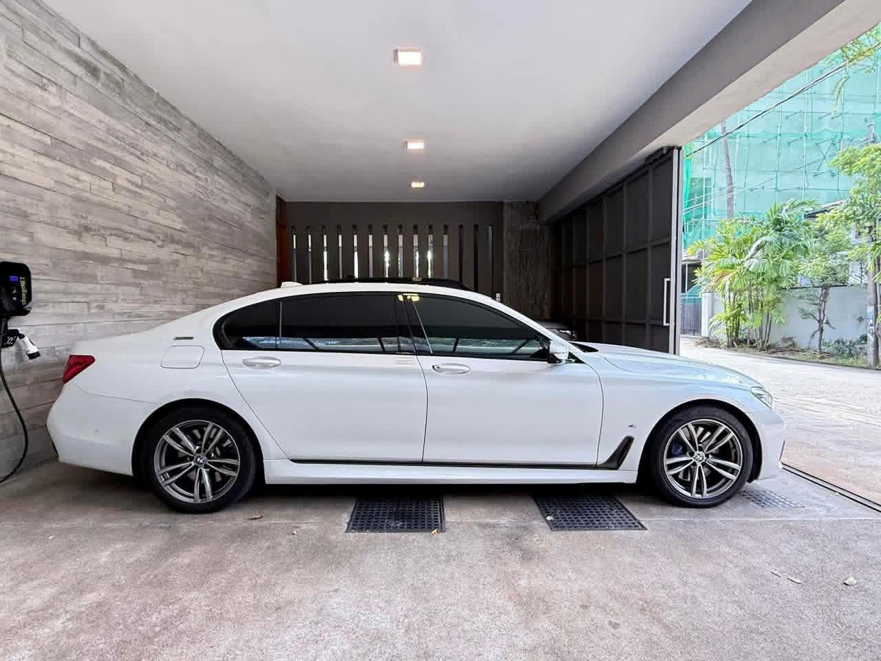 BMW 740Le 2016 - Used Car sale in Sri Lanka - patpat.lk