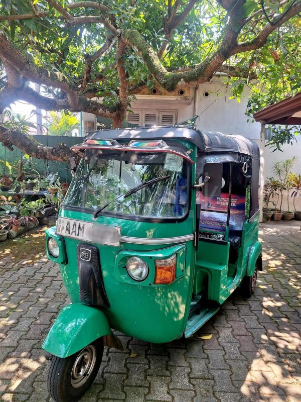 Bajaj Three Wheel 2013 - Used Three wheeler sale in Sri Lanka - patpat.lk