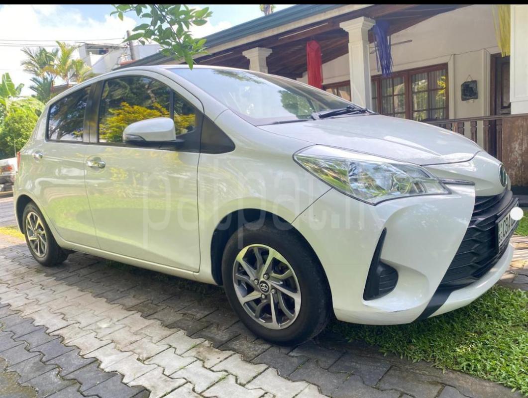 Toyota Vitz 2018 - பயன்படுத்தப்பட்டது கார் sale in Sri Lanka - patpat.lk