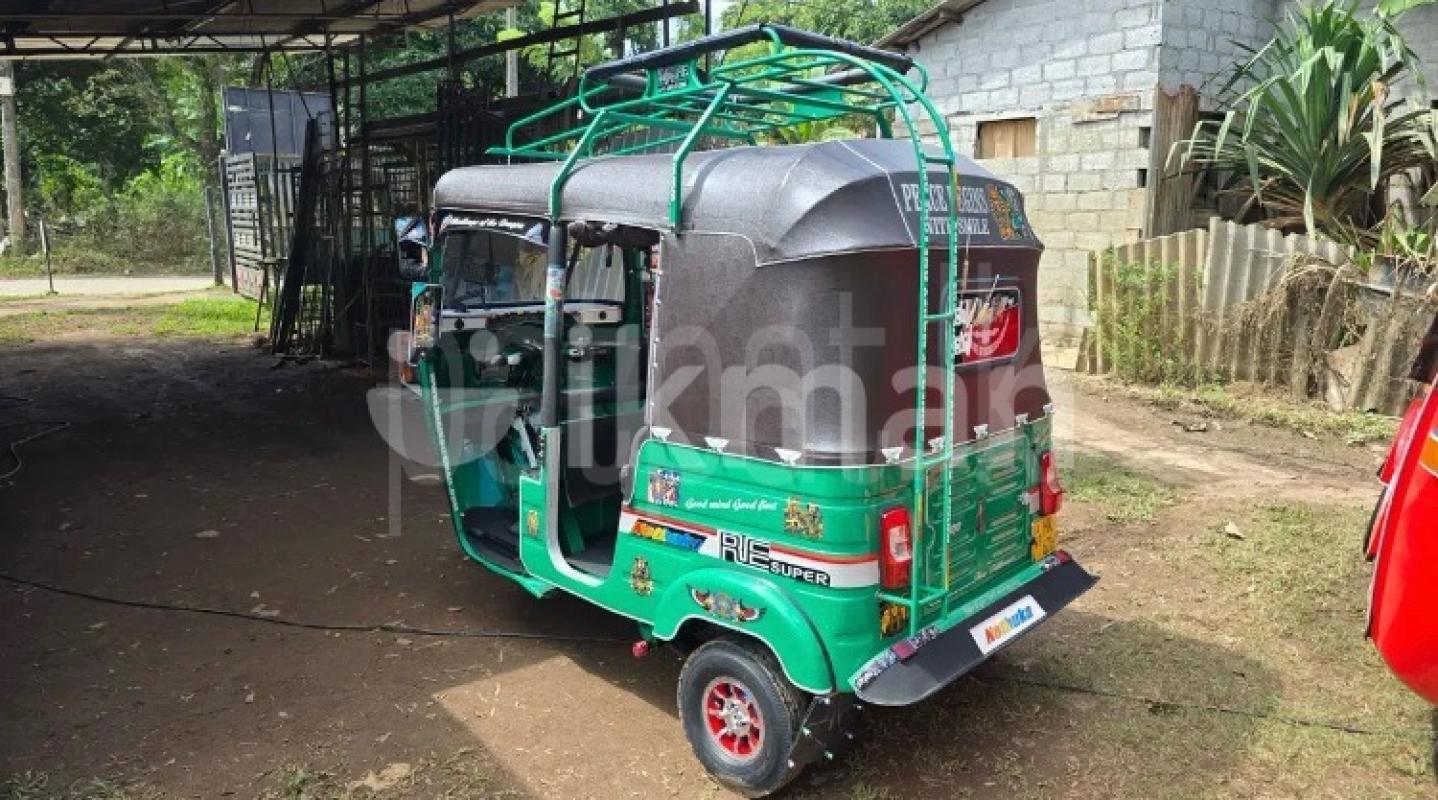 Advertisement image 4