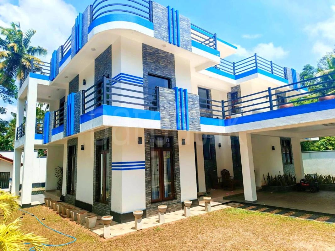 Advertisement image 6