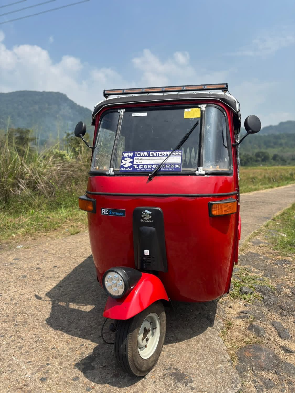 Bajaj Three Wheel 2006 ads-image-1