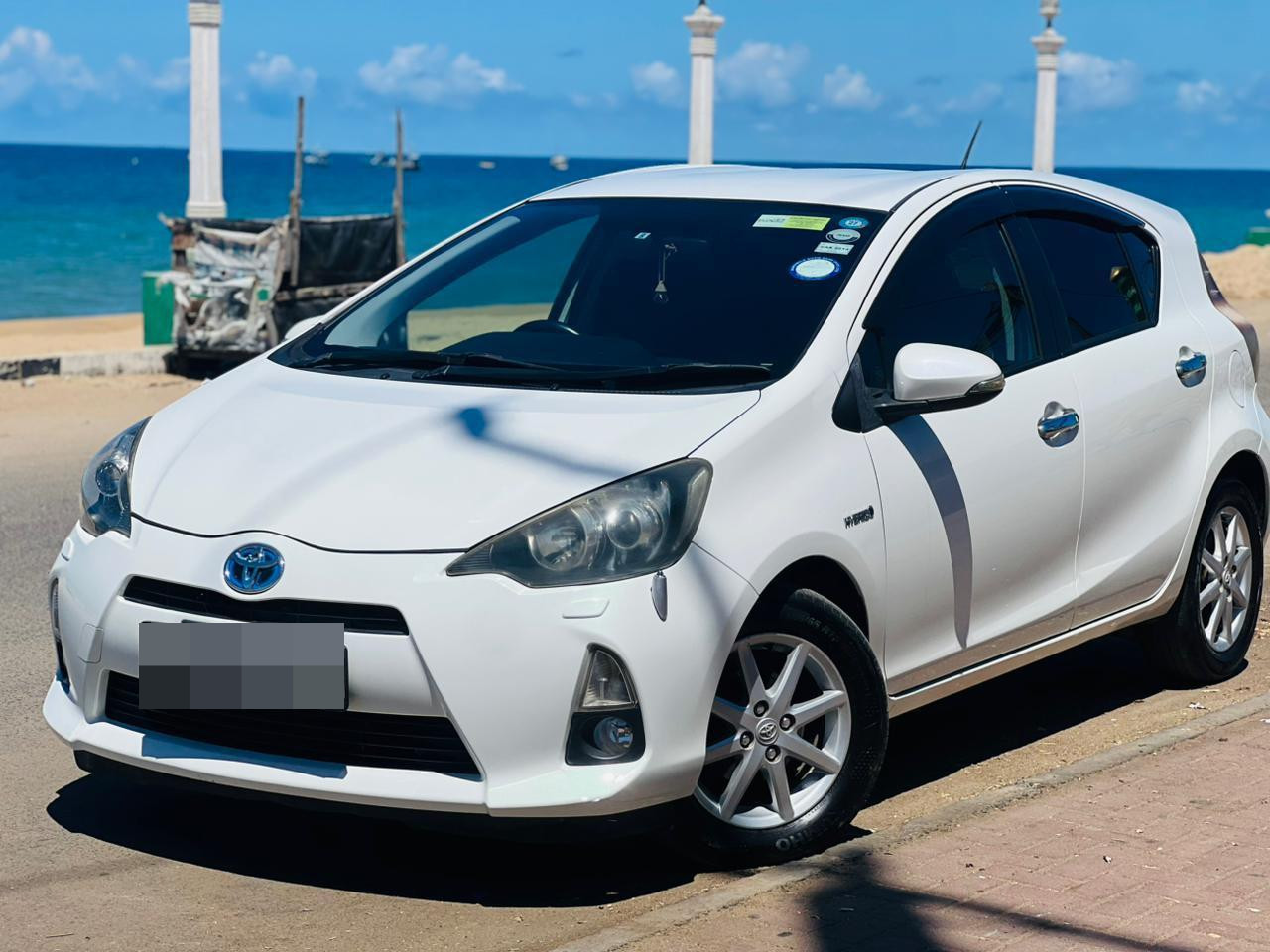 Toyota Aqua 2013 - Used Car sale in Sri Lanka - patpat.lk