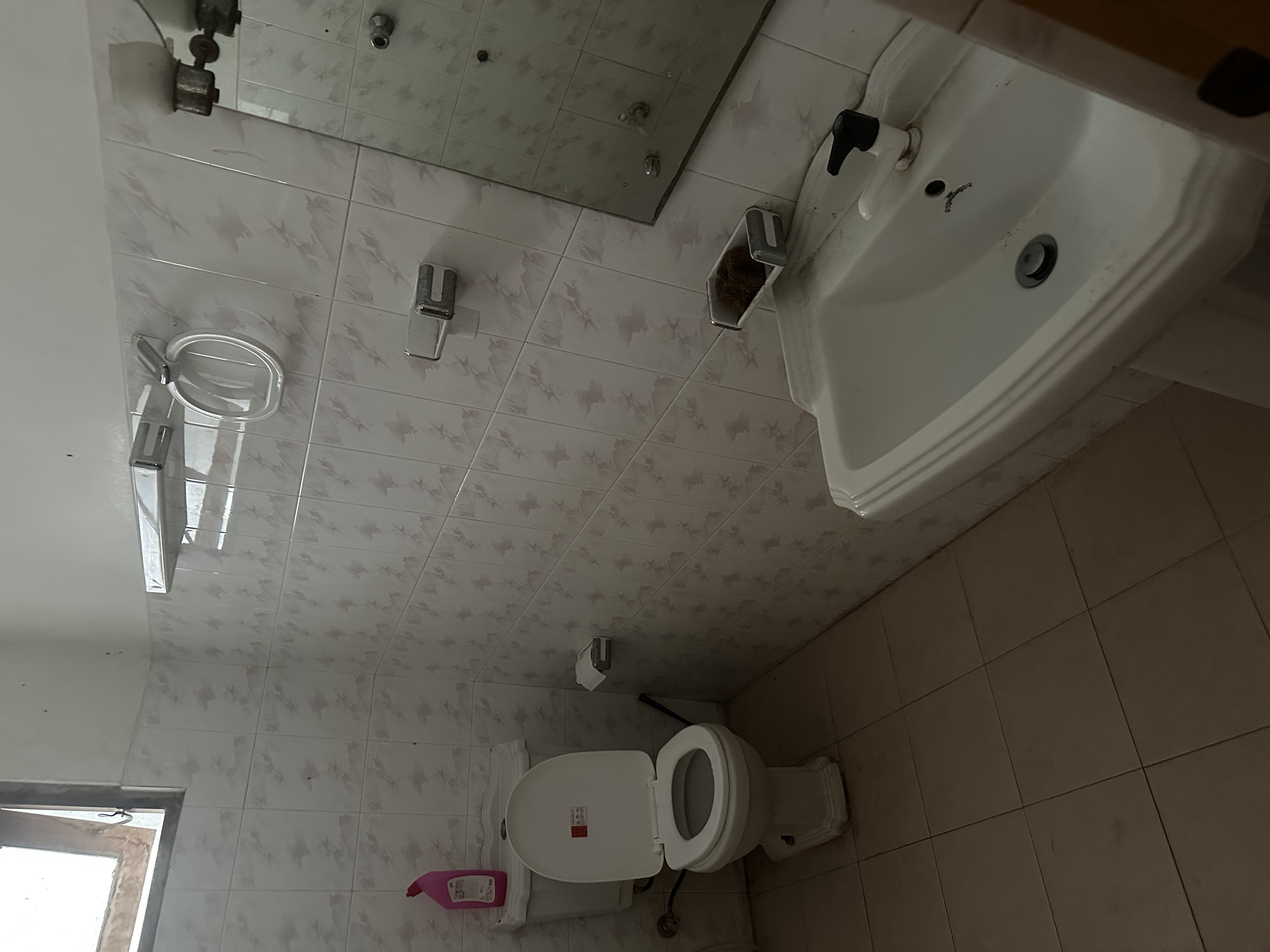 Room for Rent in Boralesgamuwa