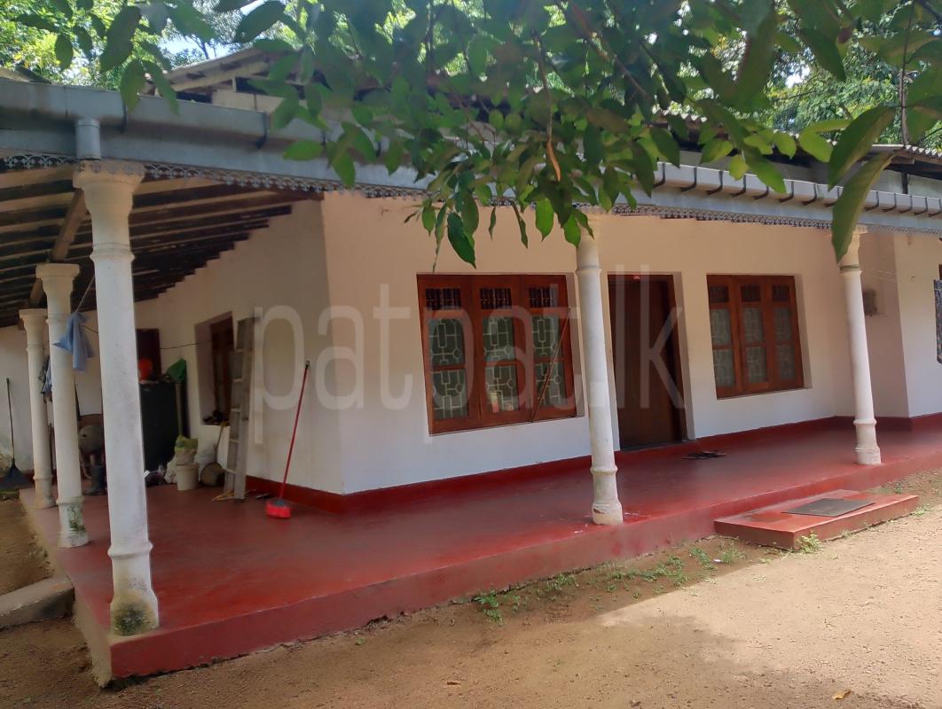 Residential Land for Sale in Padukka