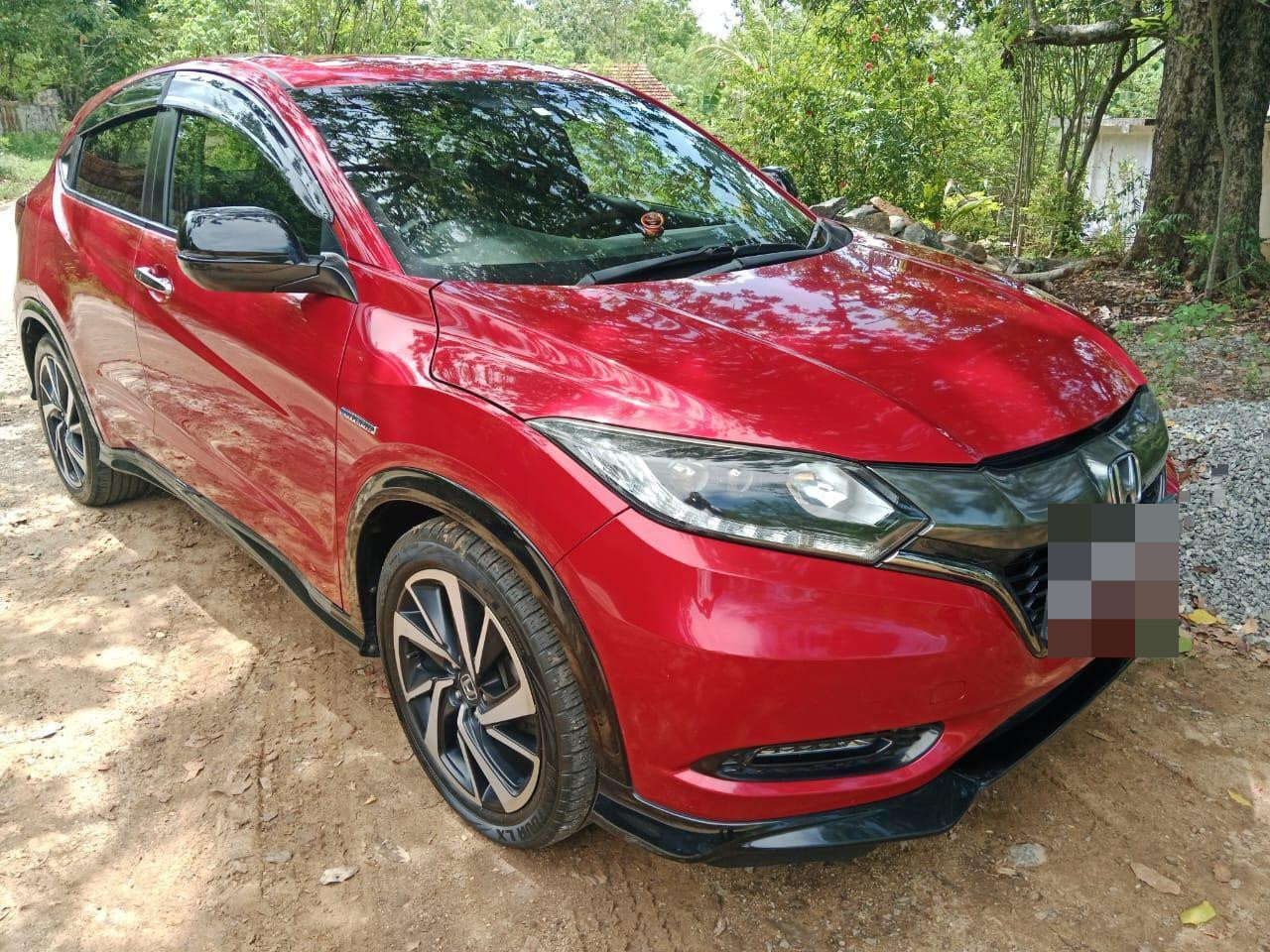 Honda Vezel 2017 - பயன்படுத்தப்பட்டது SUV sale in Sri Lanka - patpat.lk