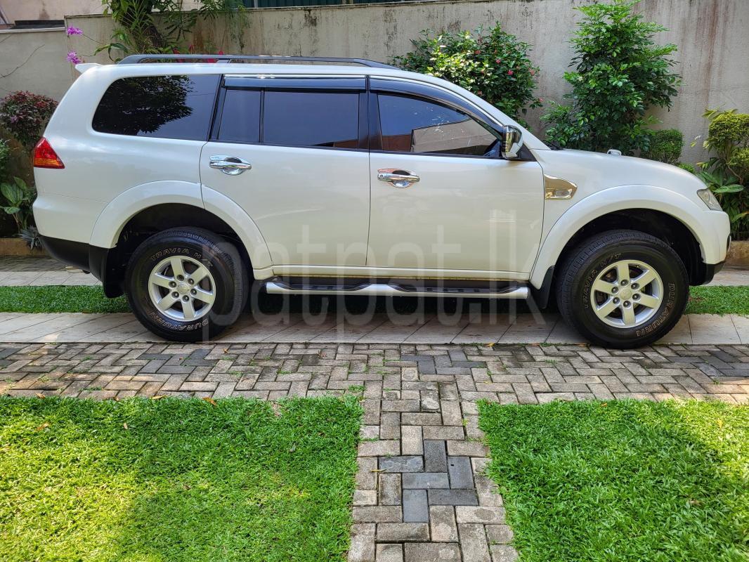 Advertisement image 3